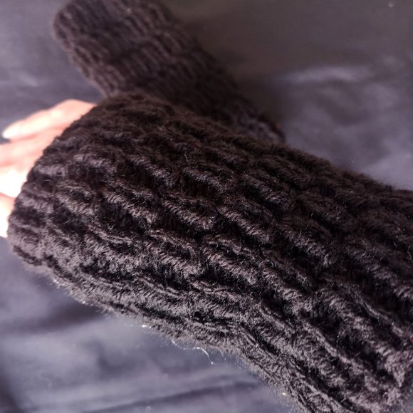 Black Knit Fingerless Texting Gloves Mittens Glovelets Product of Canada - Picture 3 of 7